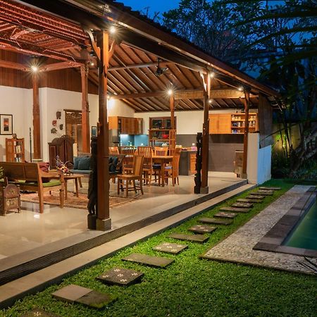 Rumah Joglo Ubud Extérieur photo